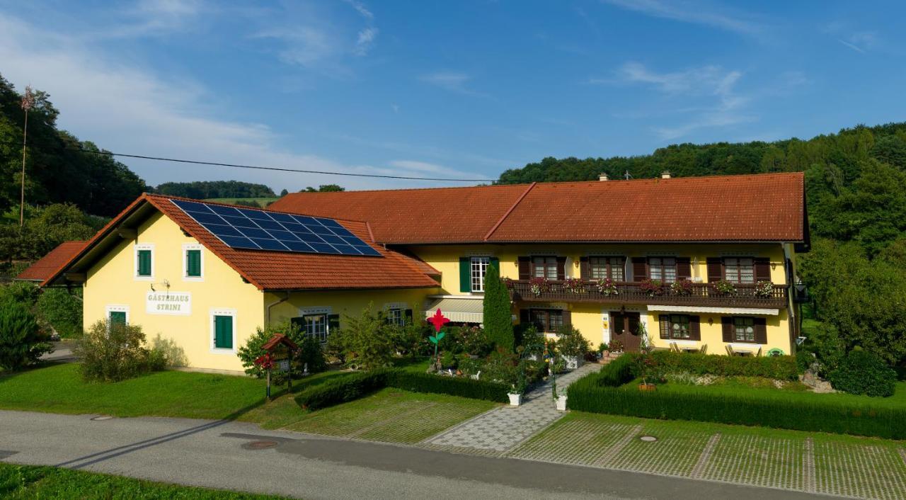 Gaestehaus Strini Jennersdorf Eksteriør billede