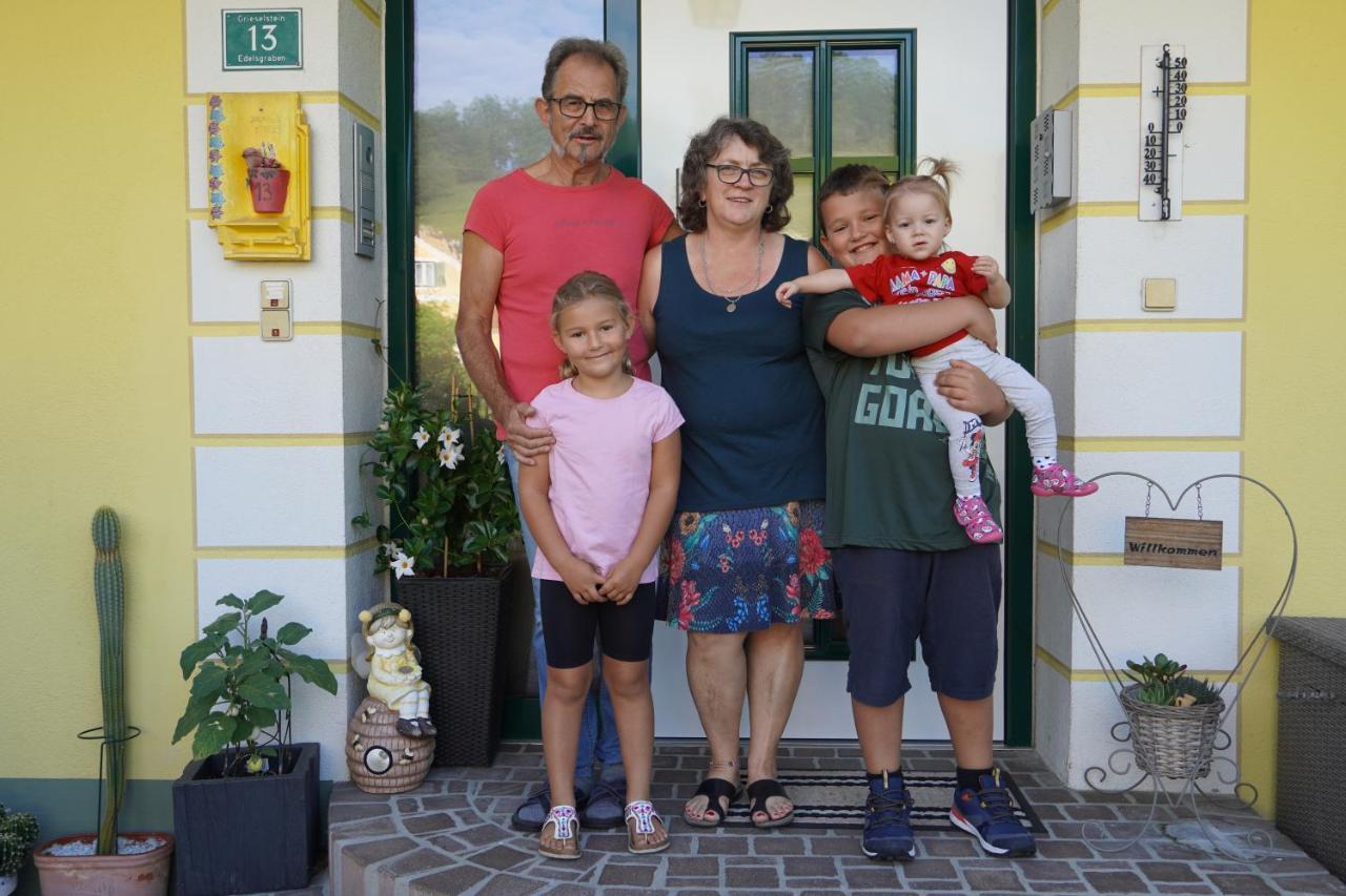 Gaestehaus Strini Jennersdorf Eksteriør billede